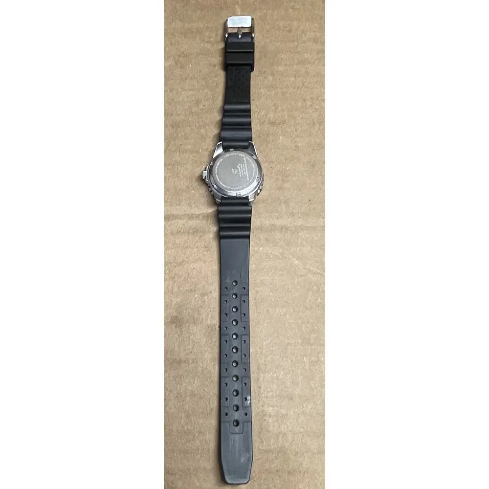 Momentum M1 Stainless Steel 20ATM Divers Watch Aqua Wave Dial New Battery